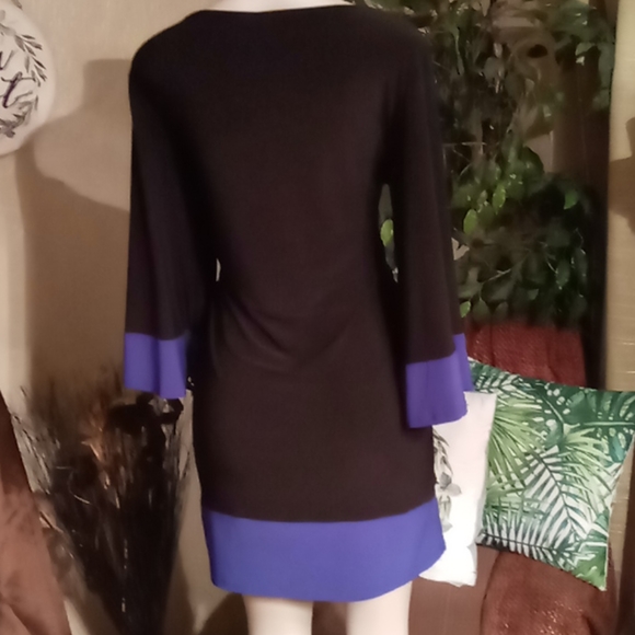 Dress - Picture 2 of 4